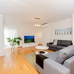 Tammsaare Appartement *